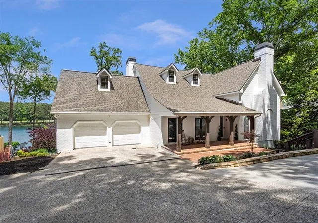 Homes for sale in Alpharetta, GA | 711 Eagles Mere Ct, Alpharetta, GA 30005 | MLS# 7762046