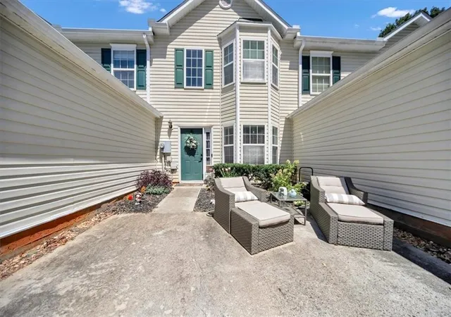 Photo 2 of Single family home for sale at 4625 Crawford Oaks, Oakwood, GA 30566 | MLS# 7825586 | Listing updated on 2026-09-20