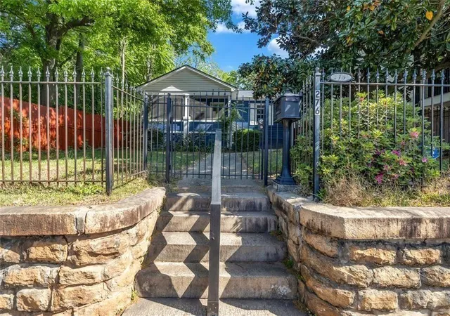1st image of 276 Logan St Se, Atlanta, GA 30312 | MLS# 7756051