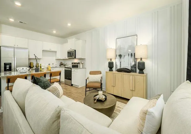 3rd image of 2300 Jamin Bnd #27, Lithonia, GA 30058 | MLS# 7757721