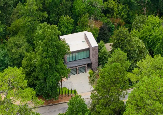 53rd image of 2460 Howell Mill Rd Nw, Atlanta, GA 30318 | MLS# 7817645
