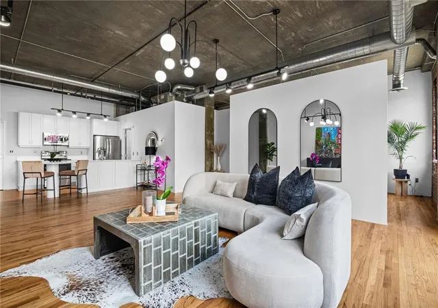 1st image of 3235 Roswell Rd Ne #620, Atlanta, GA 30305 | MLS# 7795192