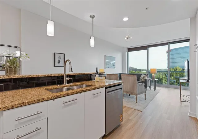 5th image of 3300 Windy Ridge Pkwy Se #1005, Atlanta, GA 30339 | MLS# 7825243