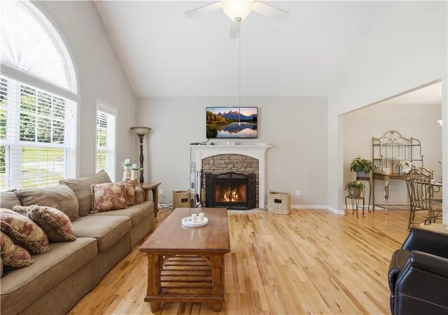 Photo 3 of Sale Pending at 71 Hopkins Farm Dr, Adairsville, GA 30103 | MLS# 7815616 | Listing updated on 2026-09-26