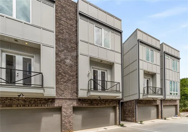 Photo 4 of Townhouse for sale at 241 Maynard Ter SE #22, Atlanta, GA 30316 | MLS# 7802157 | Listing updated on 2026-07-10
