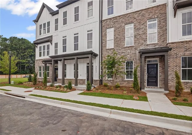 2nd image of 2580 Alcovy Trl Ne #28, Marietta, GA 30066 | MLS# 7811222
