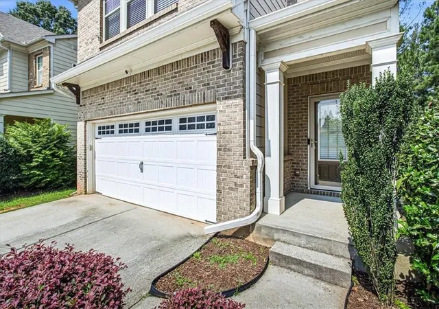 Photo 2 of Sale Pending at 4965 Rapahoe Trl, Atlanta, GA 30349 | MLS# 7813787 | Listing updated on 2026-10-09