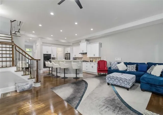 2nd image of 4280 Kingston Gate Cvs, Atlanta, GA 30341 | MLS# 7816436