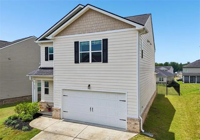 2nd image of 117 Mead Ct, Hoschton, GA 30548 | MLS# 7804985