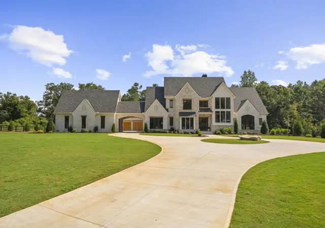 Photo 2 of Sale Pending at 113 Hickory Flt Rd, Alpharetta, GA 30004 | MLS# 7824485 | Listing updated on 2026-09-17