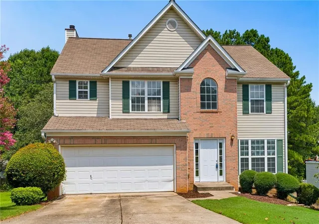 Photo 1 of Sale Pending at 1647 River Springs Way, Suwanee, GA 30024 | MLS# 7812296 | Listing updated on 2026-09-10