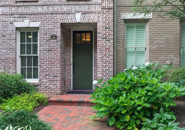2nd image of 3 Candler Grove Ct, Decatur, GA 30030 | MLS# 7780166