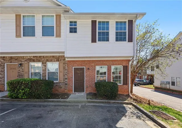 Photo 1 of Sale Pending at 3604 Ginnis Rd Sw #6, Atlanta, GA 30331 | MLS# 7744499 | Listing updated on 2026-10-19
