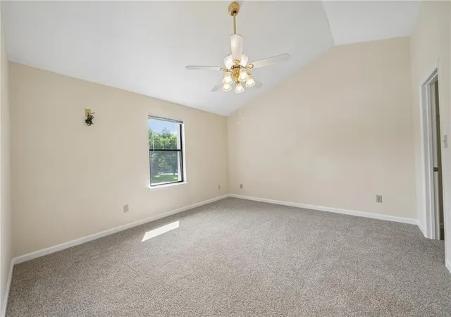 4th image of 527 Paden Dr, Lawrenceville, GA 30044 | MLS# 7800468