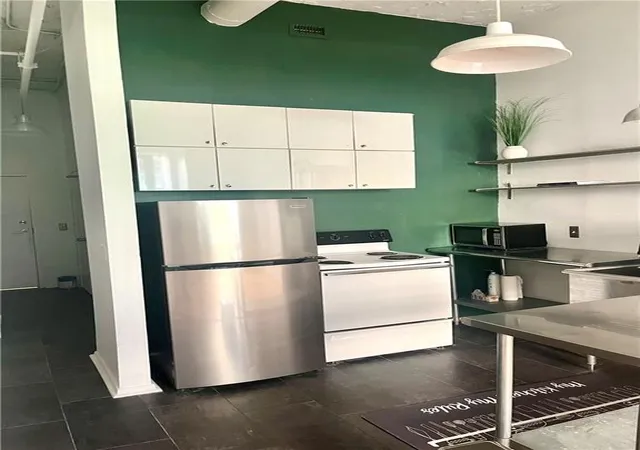 2nd image of 20 Marietta St Nw #3A, Atlanta, GA 30303 | MLS# 7770751