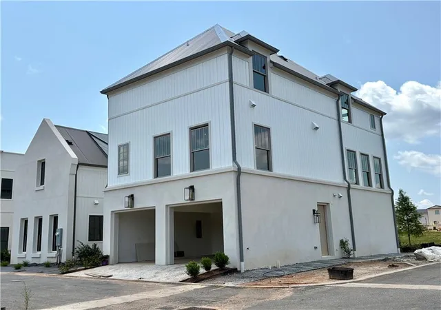2nd image of 310 Central Ave, Fayetteville, GA 30214 | MLS# 7801955