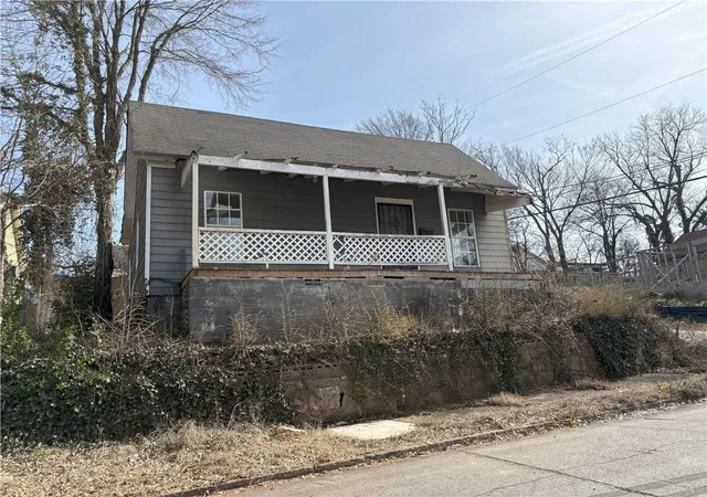 1st image of 934 Smith St Sw, Atlanta, GA 30310 | MLS# 7708633
