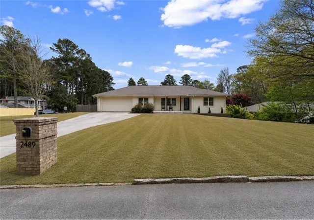 3rd image of 2489 Sunset Dr Ne, Atlanta, GA 30345 | MLS# 7737969