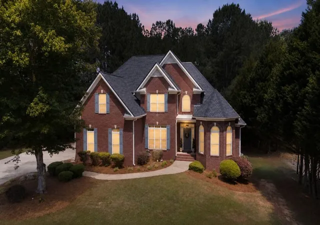 Homes for sale in Fayetteville, GA | 155 Millstone Dr, Fayetteville, GA 30215 | MLS# 7803072