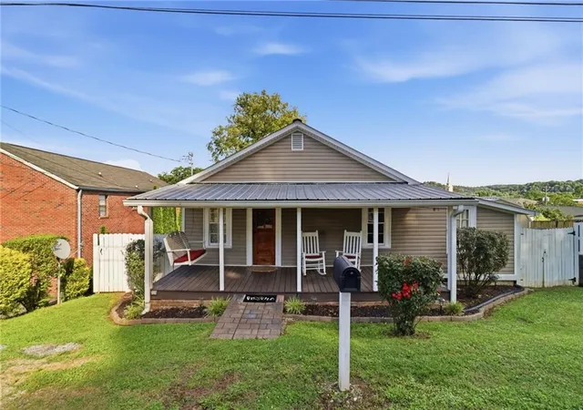 32nd image of 206 Kell St, Ellijay, GA 30540 | MLS# 7789588