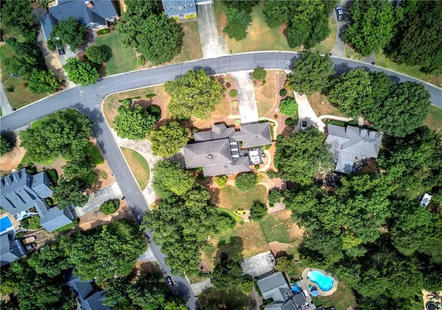 2nd image of 11 Forest Hill Dr Sw, Cartersville, GA 30121 | MLS# 7728666