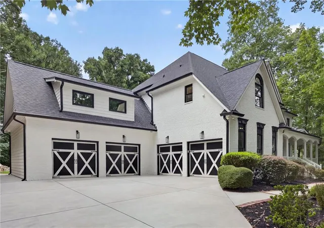 2nd image of 651 Vinings Estates Dr, Mableton, GA 30126 | MLS# 7821260