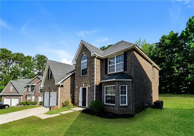 Photo 2 of Sale Pending at 626 Pipkin Dr, Mcdonough, GA 30253 | MLS# 7814542 | Listing updated on 2026-10-02