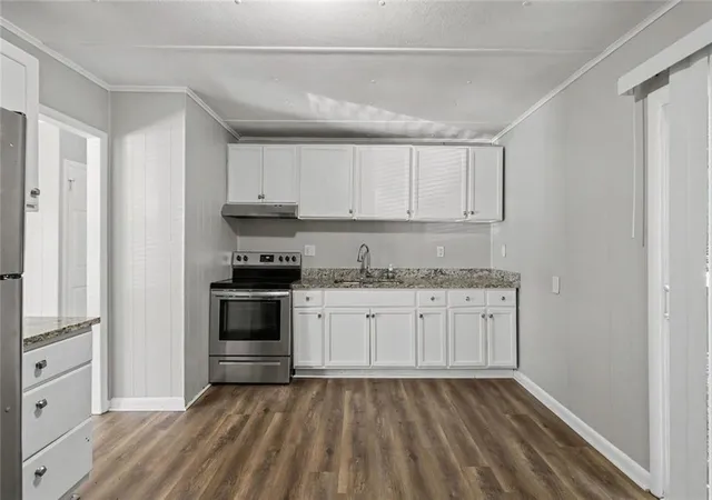Photo 3 of Single family home for sale at 32 Westgate Park Ln, Newnan, GA 30263 | MLS# 7830213 | Listing updated on 2026-09-01