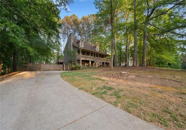 2nd image of 77 Alma Dr, Dallas, GA 30157 | MLS# 7755249