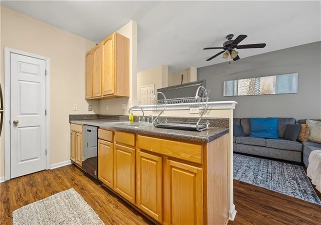 Photo 2 of Sale Pending at 2755 Snapfinger Manor, Decatur, GA 30035 | MLS# 7791884 | Listing updated on 2026-09-05