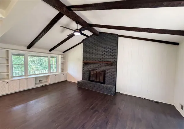Photo 3 of Sale Pending at 509 Spring Park Dr, Canton, GA 30114 | MLS# 7804642 | Listing updated on 2026-09-22