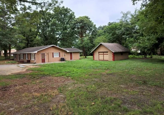 1st image of 3061 Sandy Plains Rd, Marietta, GA 30066 | MLS# 7446428