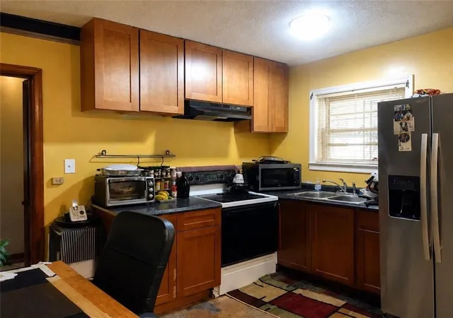Photo 3 of Single family home for sale at 2647 Elsinore St, Atlanta, GA 30344 | MLS# 7786730 | Listing updated on 2026-09-16