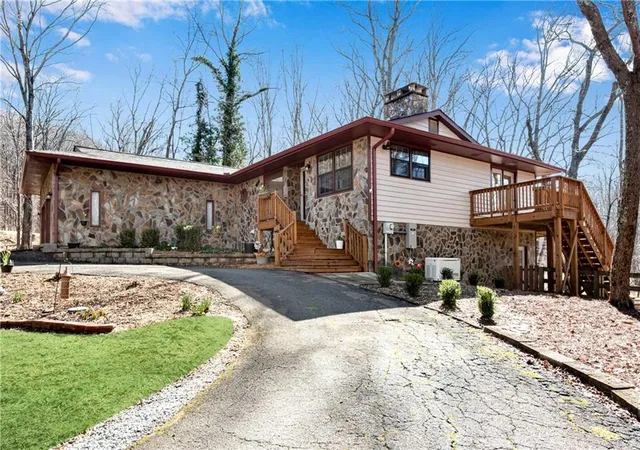 3rd image of 248 Duffer Dr, Jasper, GA 30143 | MLS# 7823597