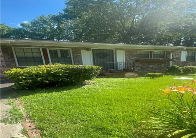 Photo 2 of Single family home for sale at 3098 Delmar Ln NW, Atlanta, GA 30311 | MLS# 7808604 | Listing updated on 2026-09-15