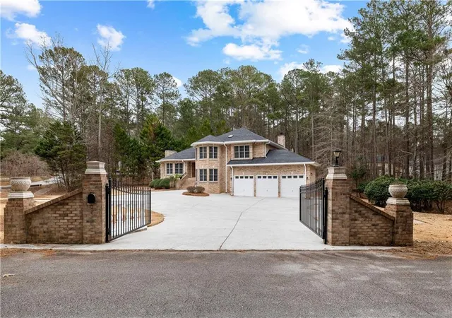 3rd image of 5302 Greenway Dr, Villa Rica, GA 30180 | MLS# 7697909