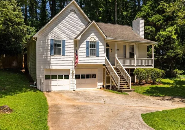 Photo 2 of Single family home for sale at 606 Rose Crk Cvs, Woodstock, GA 30189 | MLS# 7814810 | Listing updated on 2026-09-08