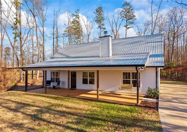 Homes for sale in Martin, GA | 665 N Holcomb Dr, Martin, GA 30557 | MLS# 7726437