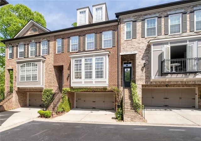 Homes for sale in Atlanta, GA | 2691 Rivers Edge Dr Ne #48, Atlanta, GA 30324 | MLS# 7758278