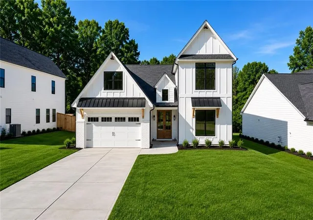3rd image of 502 Level Creek Rd, Sugar Hill, GA 30518 | MLS# 7806469