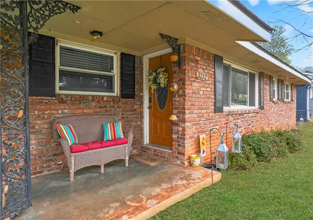 5th image of 3212 Convair Ln, Decatur, GA 30032 | MLS# 7728721