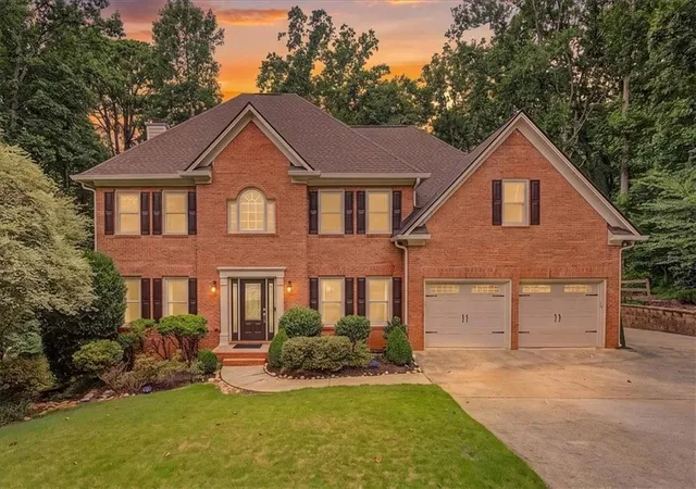 Photo 2 of Sale Pending at 1007 Poplar Grv, Woodstock, GA 30189 | MLS# 7805720 | Listing updated on 2026-09-18