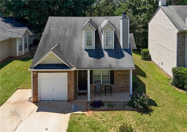Photo 1 of Single family home for sale at 7126 Ravenwood Ln, Lithonia, GA 30038 | MLS# 7784169 | Listing updated on 2026-08-18