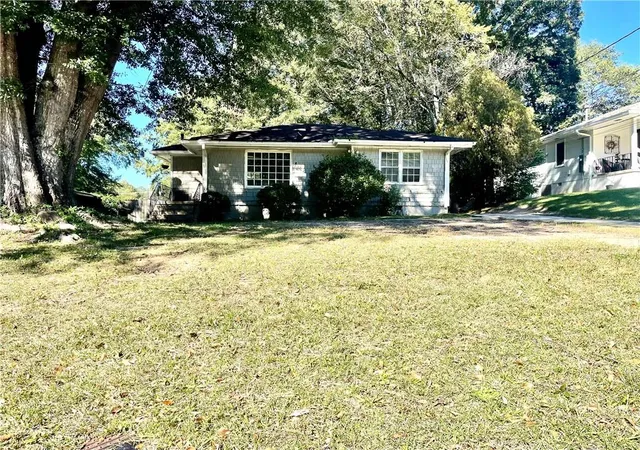Photo 1 of Single family home for sale at 3006 Villa Esta Dr, Atlanta, GA 30341 | MLS# 7856954 | Listing updated on 2026-10-26