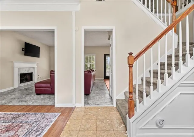 Photo 4 of Single family home for sale at 5560 Taylor Rd, Johns Creek, GA 30022 | MLS# 7805963 | Listing updated on 2026-09-10