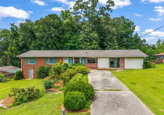 Homes for sale in Gainesville, GA | 8 Elita Dr, Gainesville, GA 30504 | MLS# 7767991