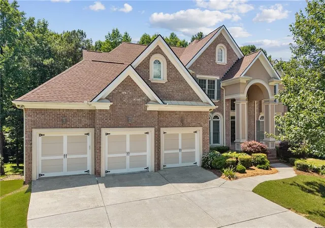 1st image of 2905 Ivy Hill Dr, Buford, GA 30519 | MLS# 7784647
