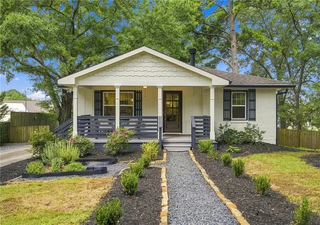 1st image of 932 Sharon Cir Se, Smyrna, GA 30080 | MLS# 7819389