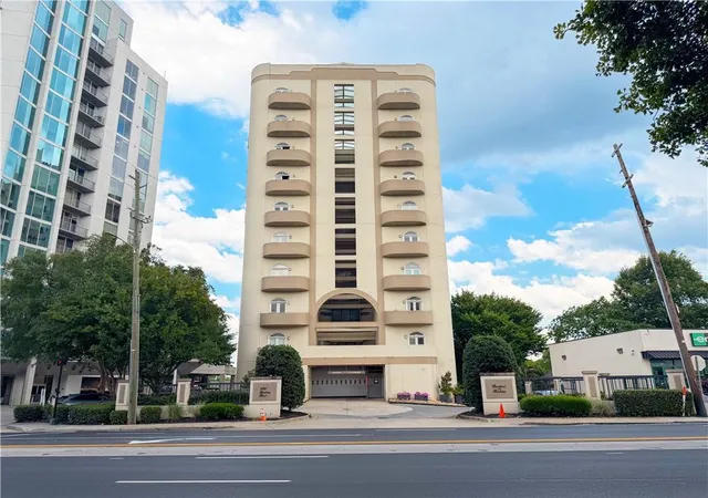 Homes for sale in Atlanta, GA | 2161 Peachtree Rd Ne #708, Atlanta, GA 30309 | MLS# 7782099