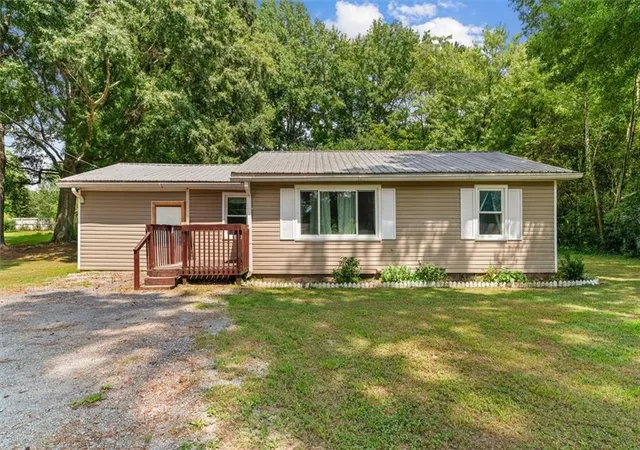 Photo 1 of Single family home for sale at 163 Ben Putnam Rd, Resaca, GA 30735 | MLS# 7805557 | Listing updated on 2026-08-20